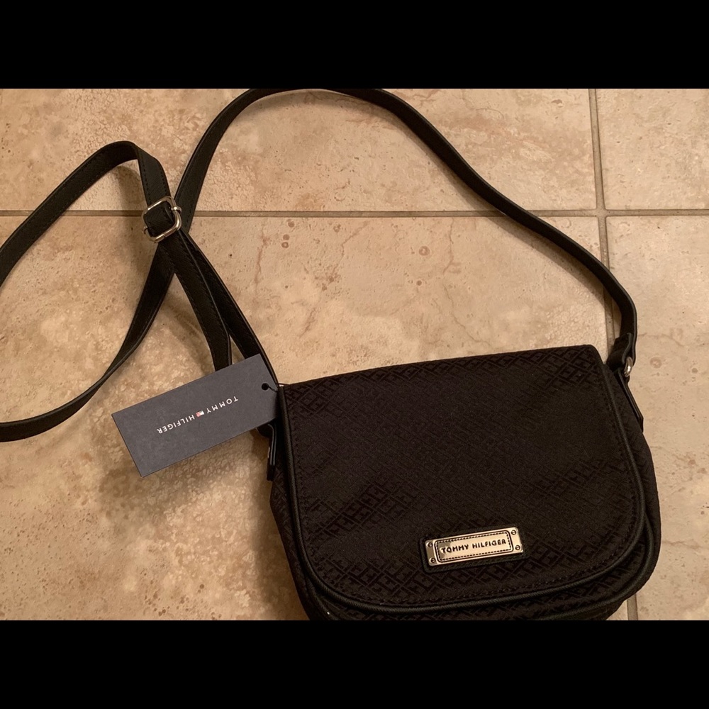 Tommy Hilfiger crossbody purse